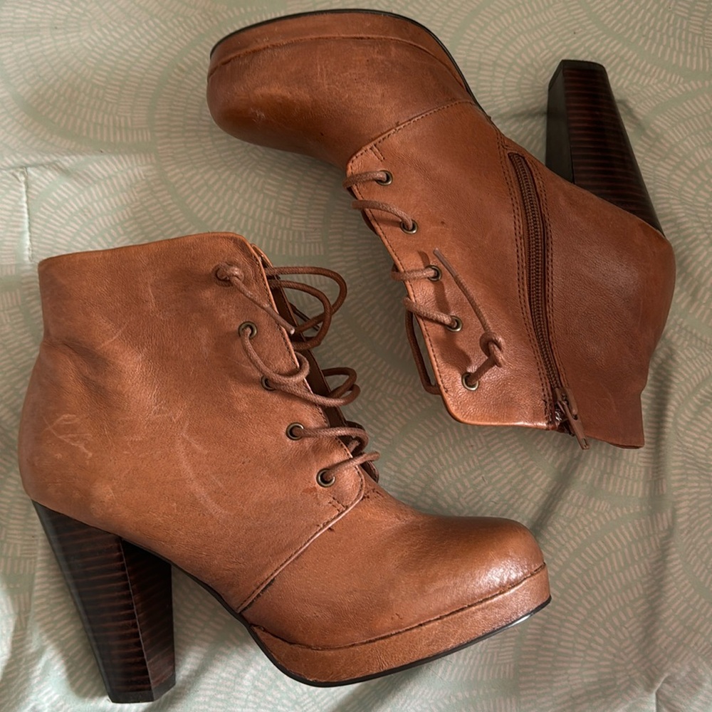 7.5 leather booties